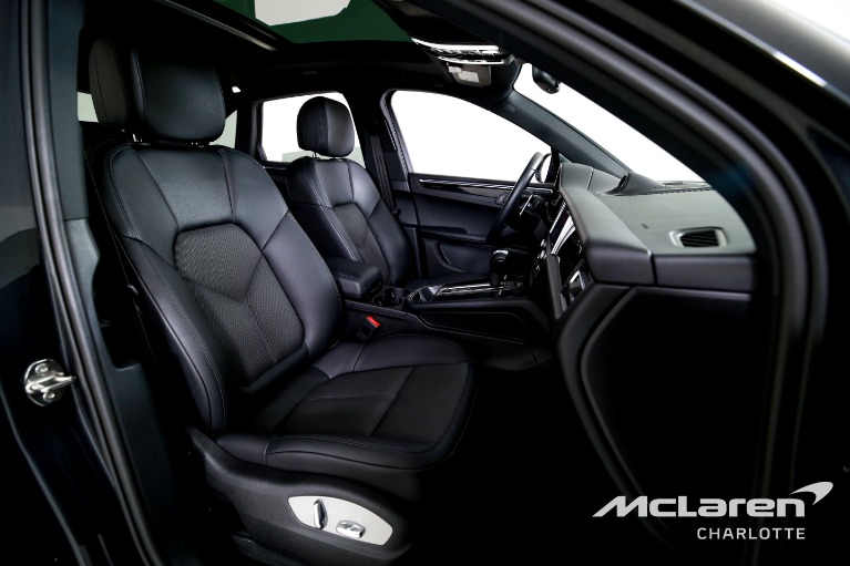 Used-2024-Porsche-Macan