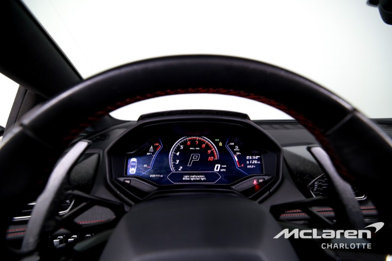 Used-2022-Lamborghini-Huracan-EVO-Spyder