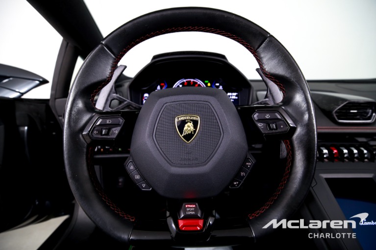 Used-2022-Lamborghini-Huracan-EVO-Spyder