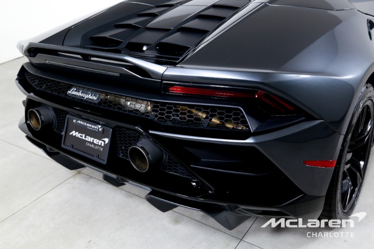 Used-2022-Lamborghini-Huracan-EVO-Spyder