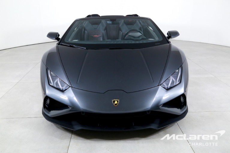 Used-2022-Lamborghini-Huracan-EVO-Spyder