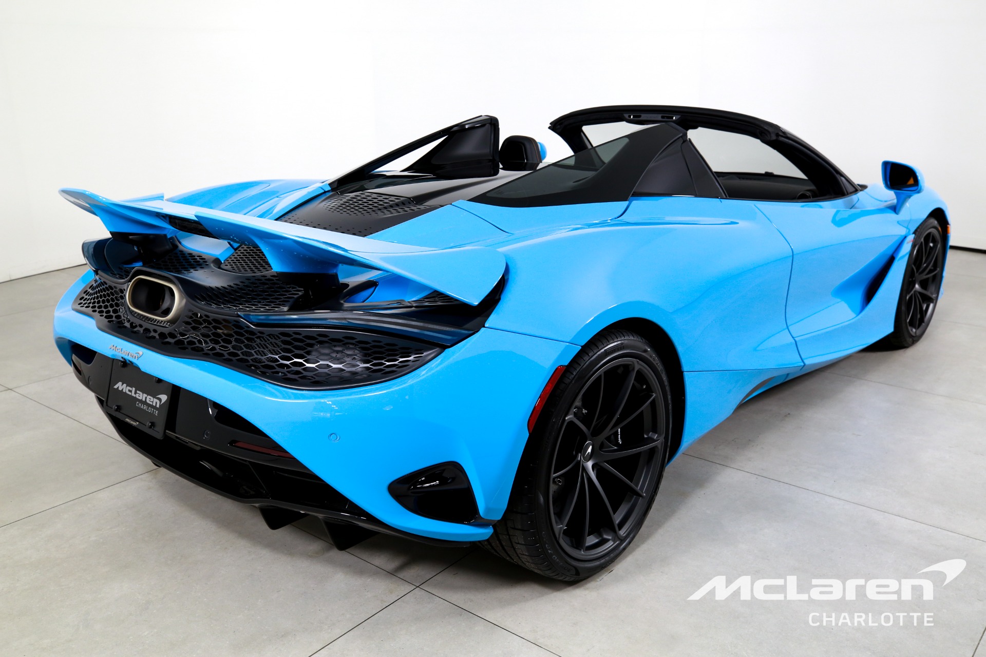Used 2027 McLaren 750S Spider  | Charlotte, NC