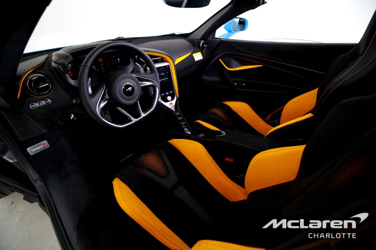 Used-2027-McLaren-750S-Spider
