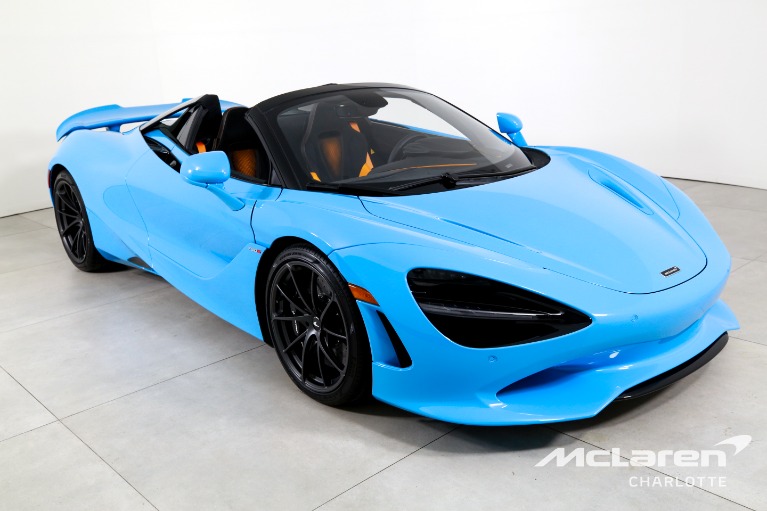 Used-2027-McLaren-750S-Spider