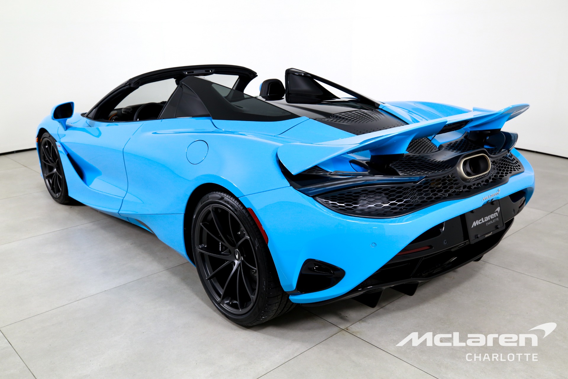 Used 2027 McLaren 750S Spider  | Charlotte, NC