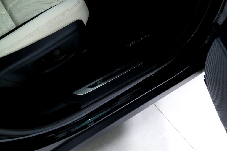 Used-2020-Land-Rover-Range-Rover-Velar-P340-R-Dynamic-S