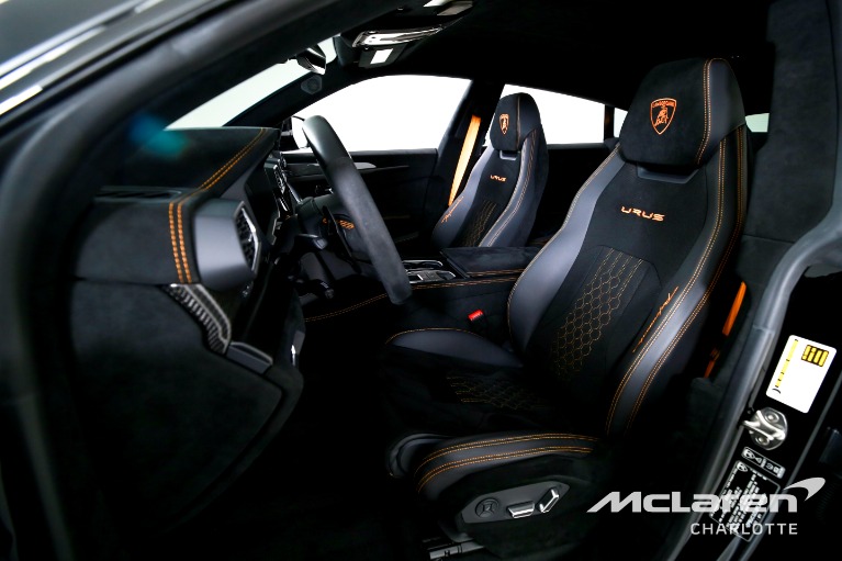 Used-2023-Lamborghini-Urus-Performante