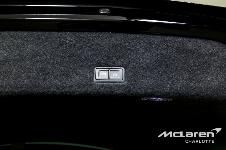 Used-2023-Lamborghini-Urus-Performante