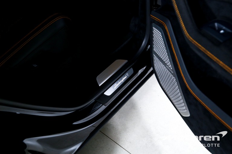 Used-2023-Lamborghini-Urus-Performante