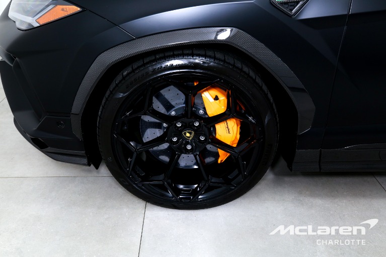 Used-2023-Lamborghini-Urus-Performante