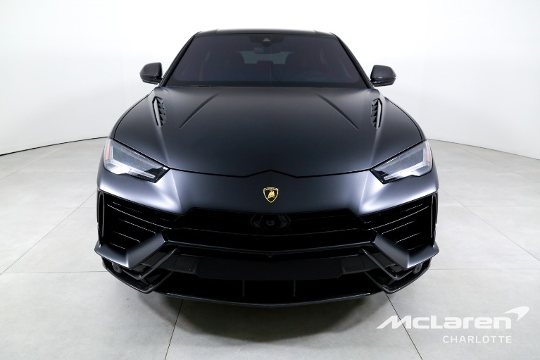 Used-2023-Lamborghini-Urus-Performante