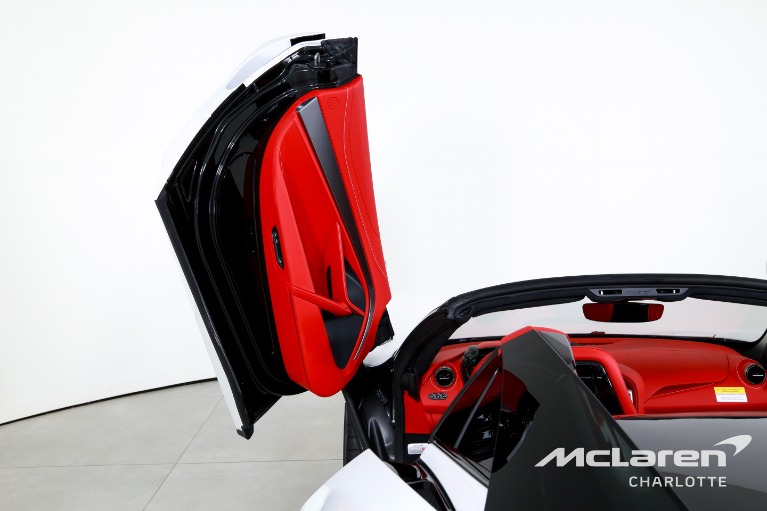 New-2027-McLaren-750S-Spider