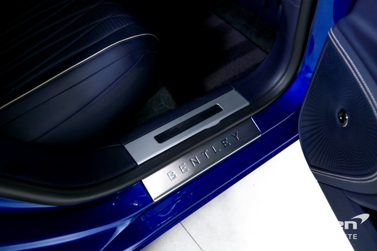 Used-2020-Bentley-Flying-Spur-W12