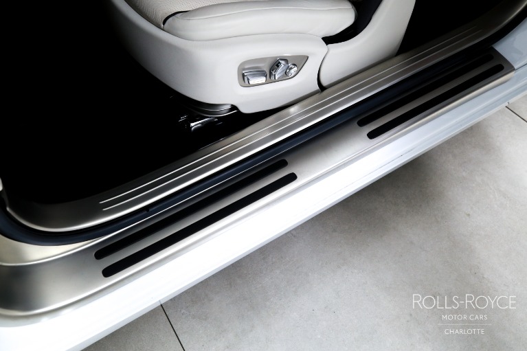 Used-2014-Rolls-Royce-Wraith