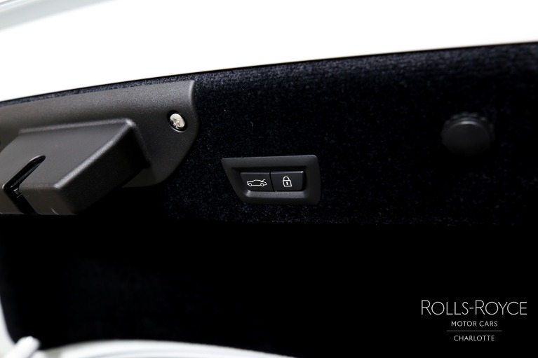 Used-2014-Rolls-Royce-Wraith