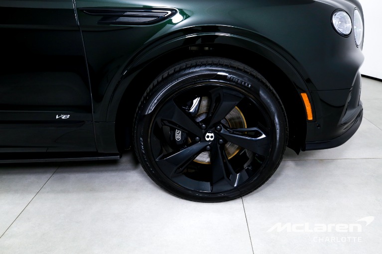 Used-2021-Bentley-Bentayga-V8