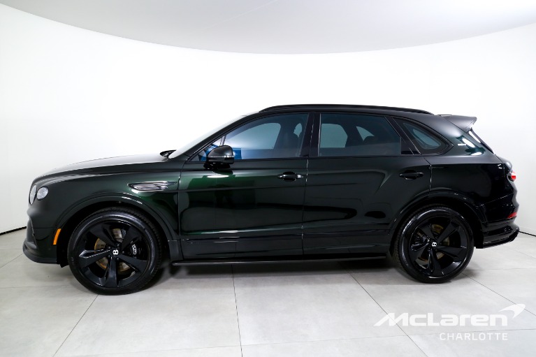 Used-2021-Bentley-Bentayga-V8