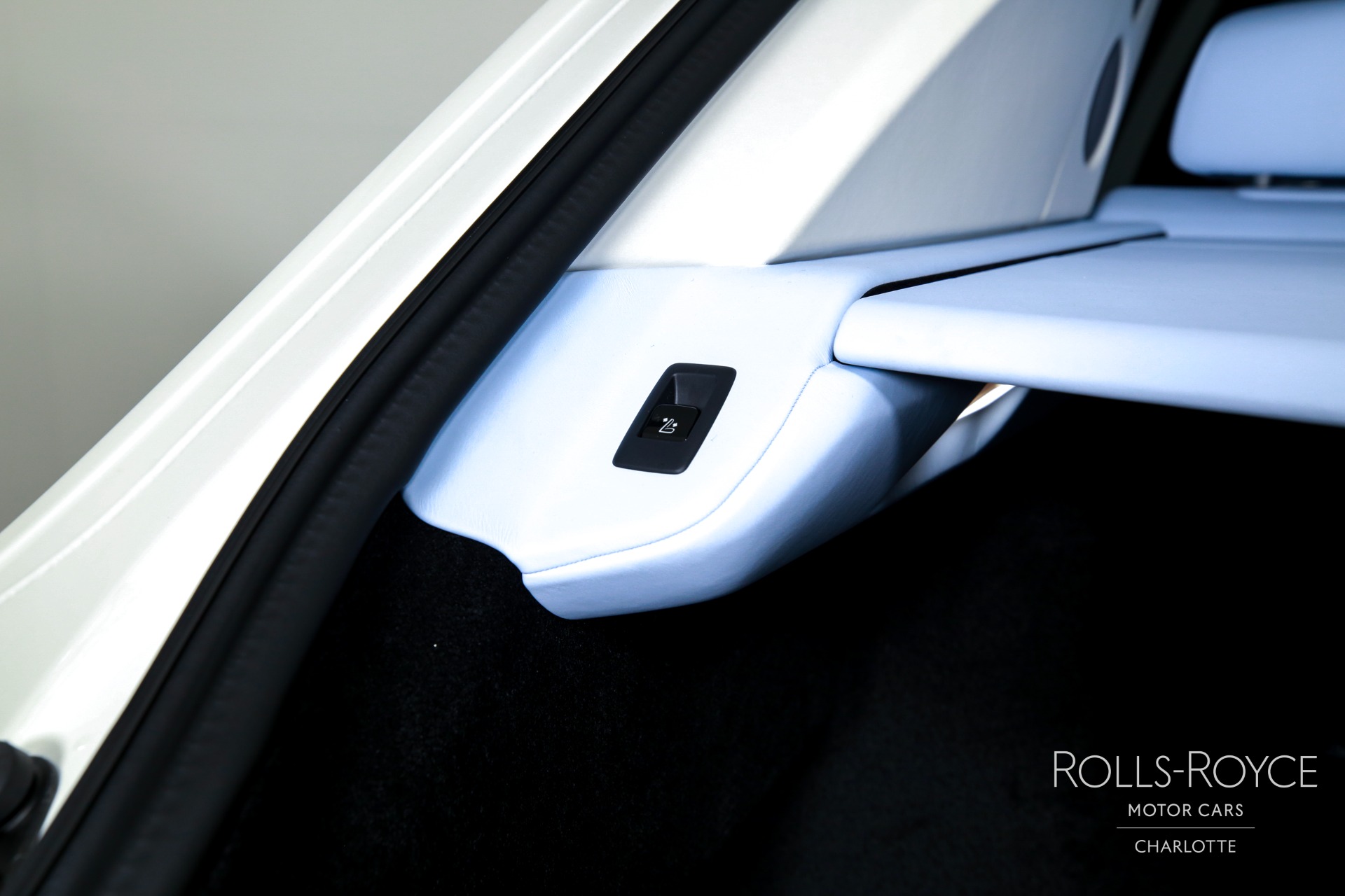 New 2027 Rolls-Royce Black Badge Cullinan  | Charlotte, NC