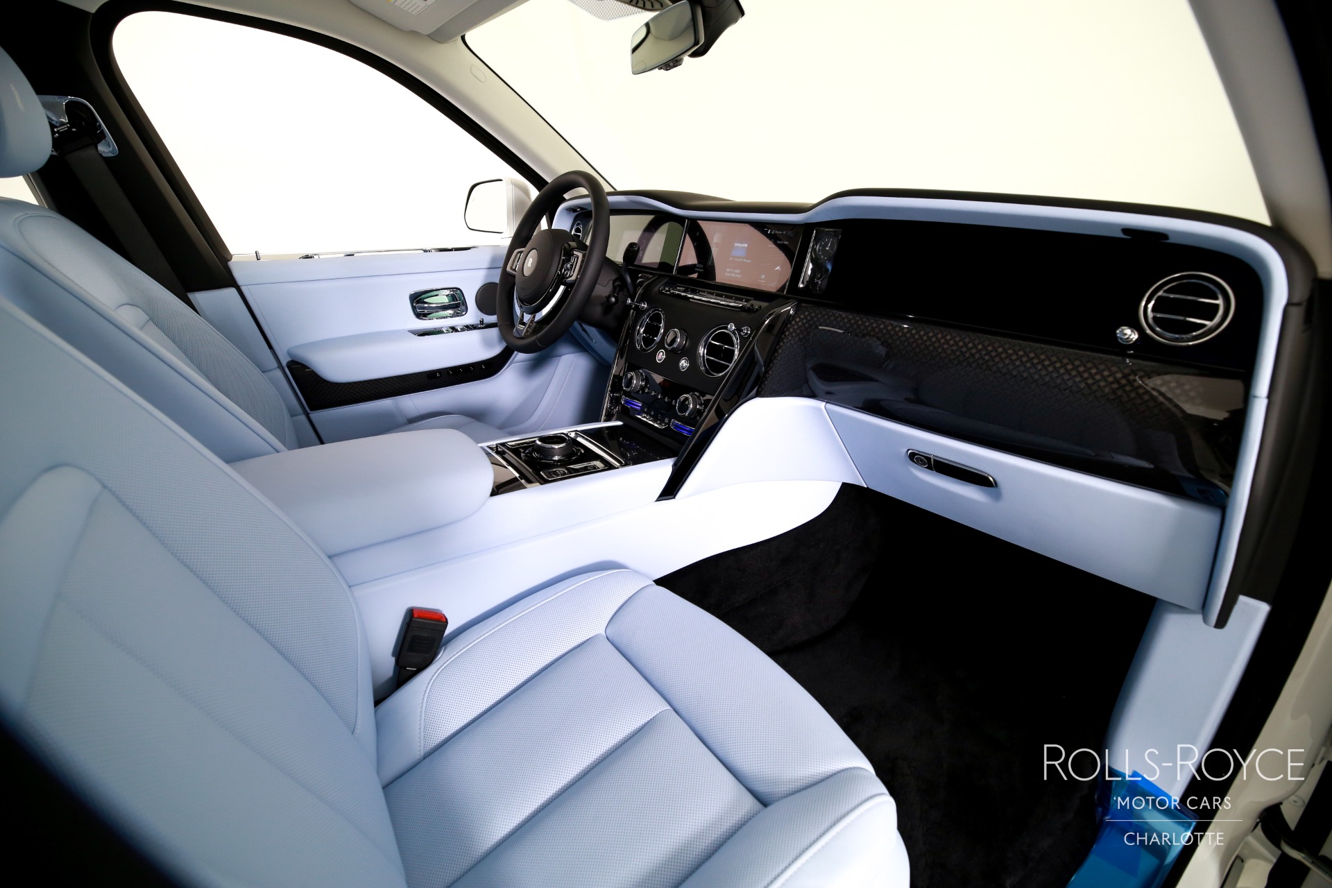 New 2027 Rolls-Royce Black Badge Cullinan  | Charlotte, NC