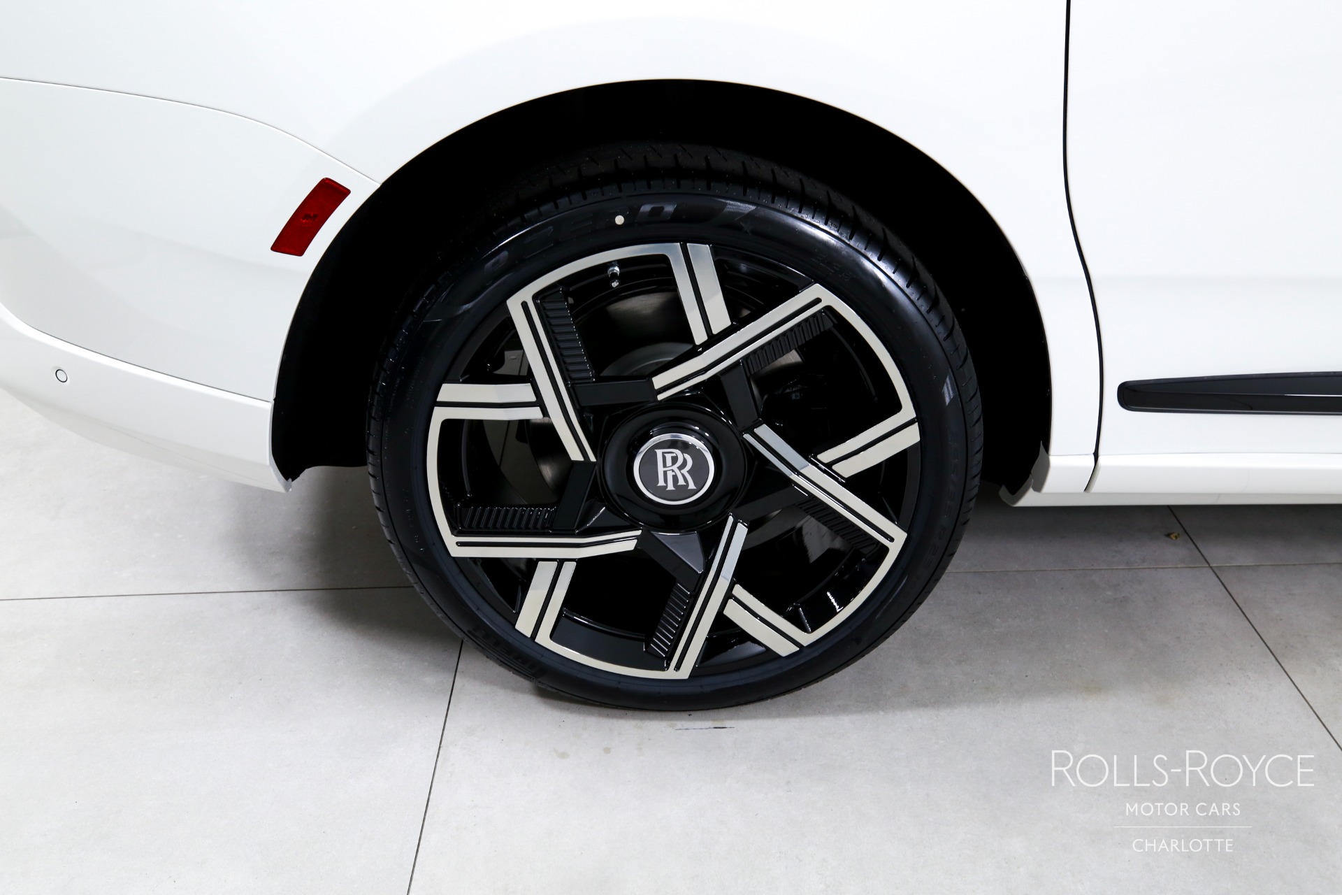 New 2027 Rolls-Royce Black Badge Cullinan  | Charlotte, NC