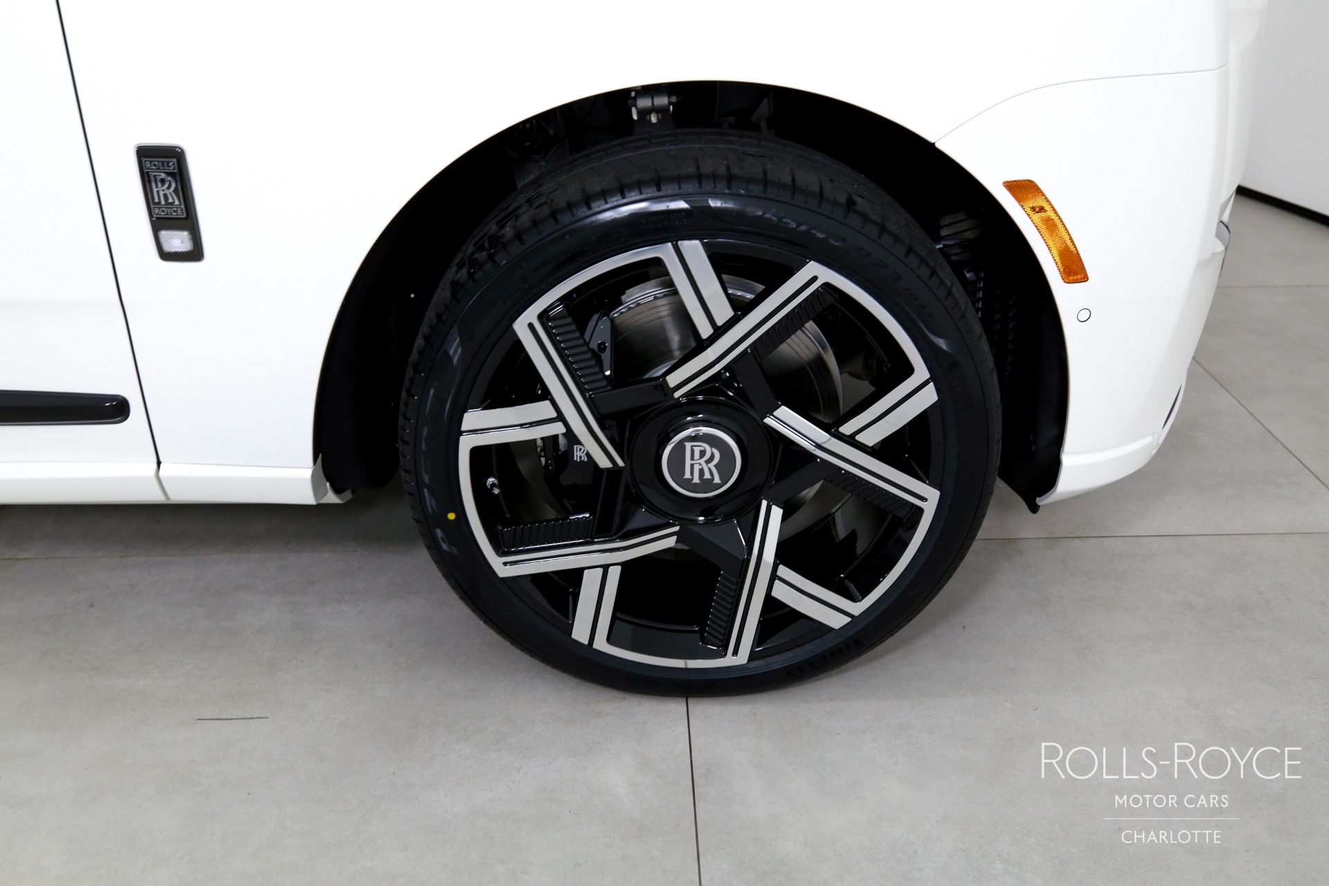 New 2027 Rolls-Royce Black Badge Cullinan  | Charlotte, NC