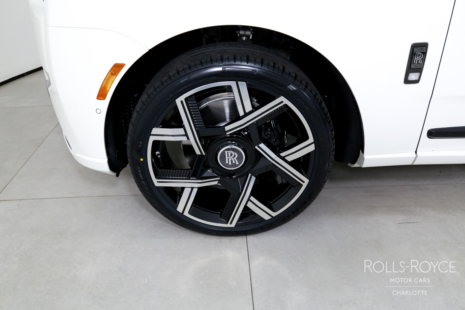 New 2027 Rolls-Royce Black Badge Cullinan  | Charlotte, NC