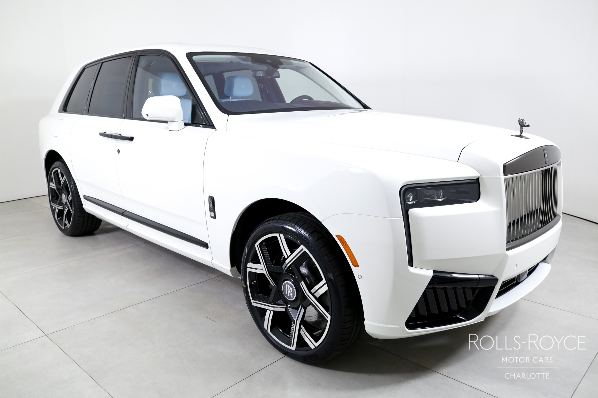 New 2027 Rolls-Royce Black Badge Cullinan  | Charlotte, NC