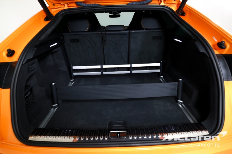 Used-2022-Lamborghini-Urus