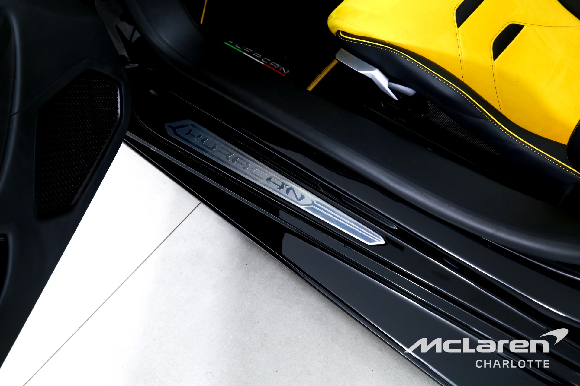 Used 2022 Lamborghini Huracan EVO Spyder  | Charlotte, NC