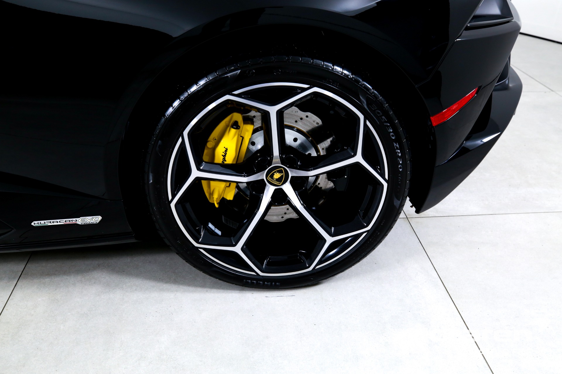 Used 2022 Lamborghini Huracan EVO Spyder  | Charlotte, NC
