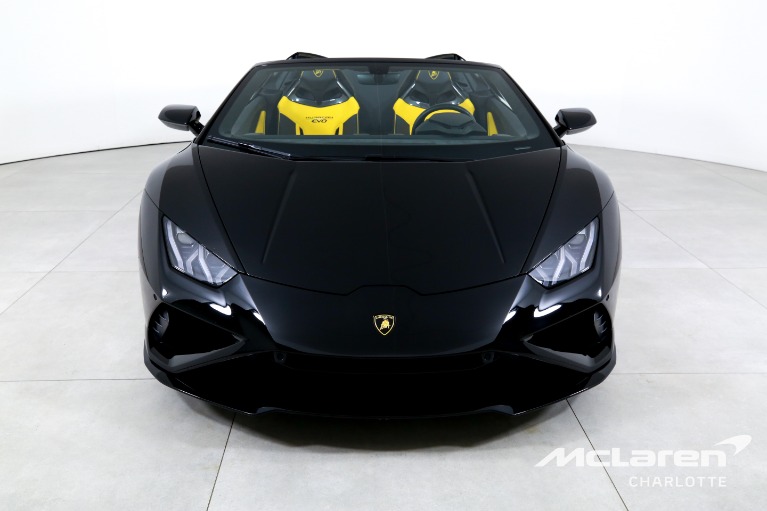Used-2022-Lamborghini-Huracan-EVO-Spyder