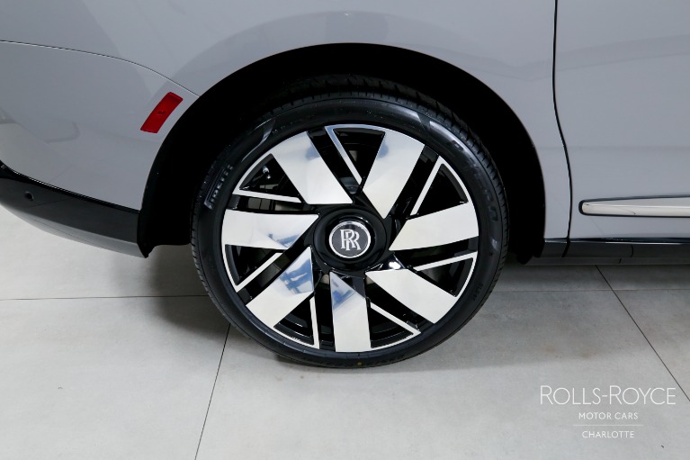 New-2027-Rolls-Royce-Cullinan