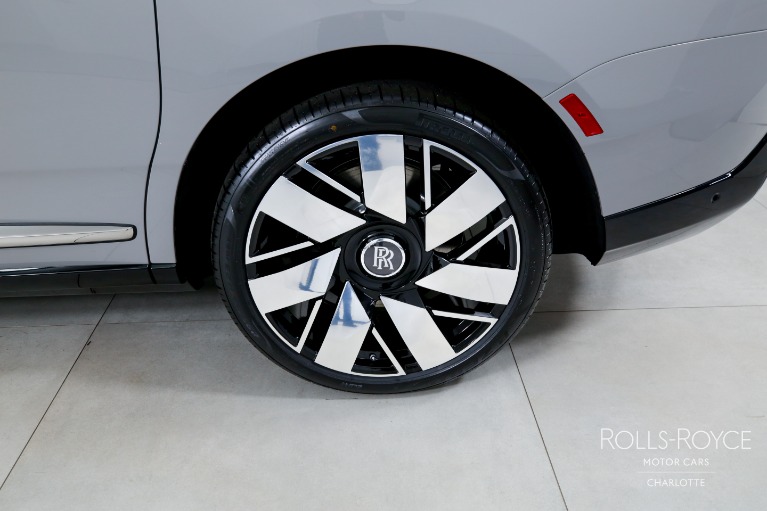New-2027-Rolls-Royce-Cullinan