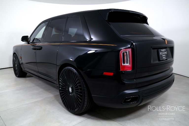 Used-2023-Rolls-Royce-Cullinan