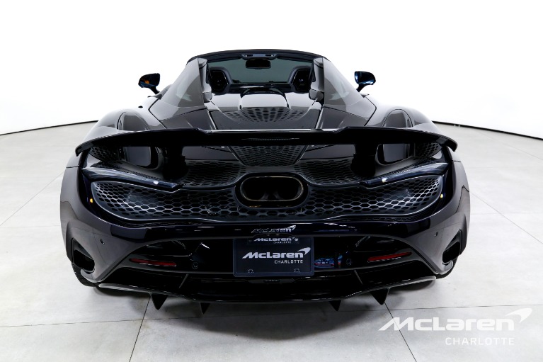 Used-2024-McLaren-750S-Spider