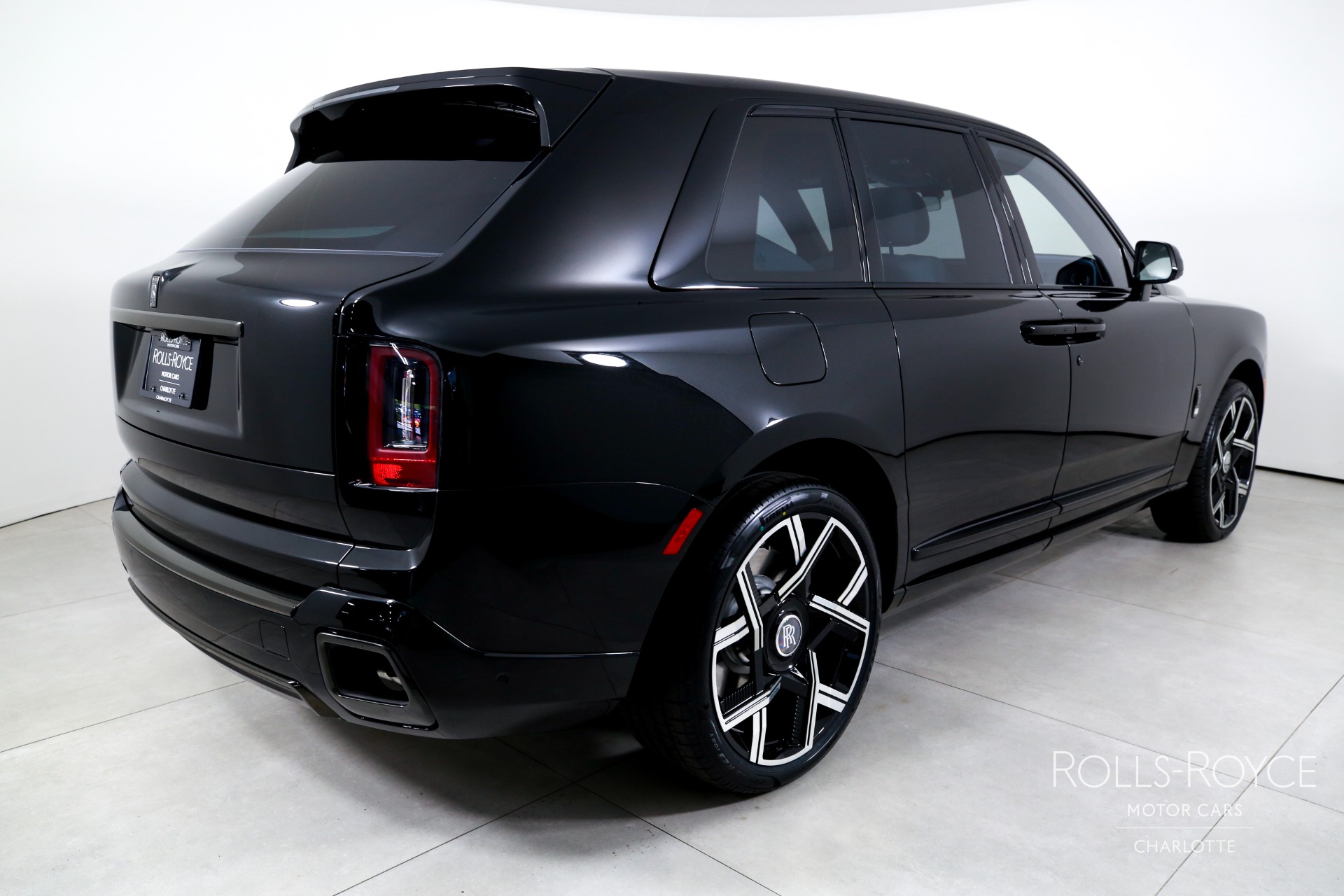 New 2027 Rolls-Royce Black Badge Cullinan  | Charlotte, NC
