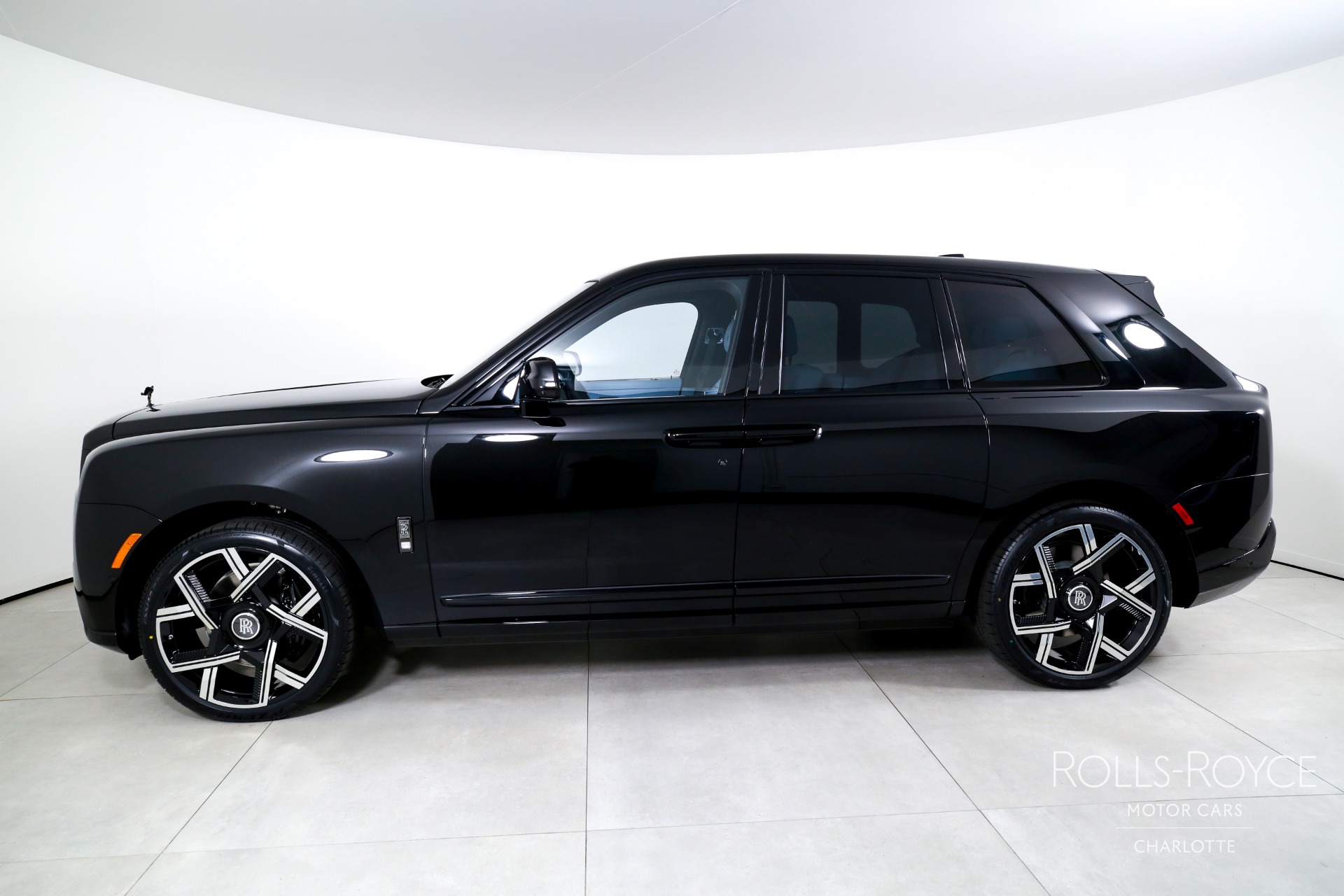 New 2027 Rolls-Royce Black Badge Cullinan  | Charlotte, NC
