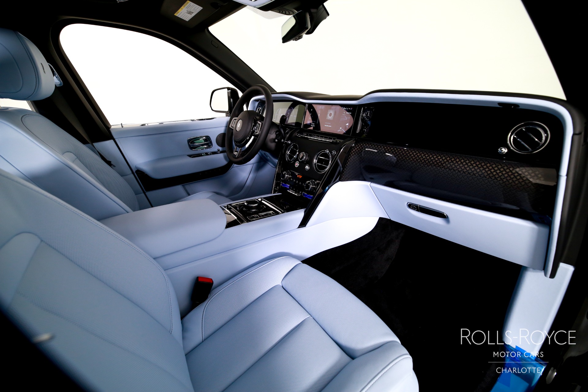 New 2027 Rolls-Royce Black Badge Cullinan  | Charlotte, NC