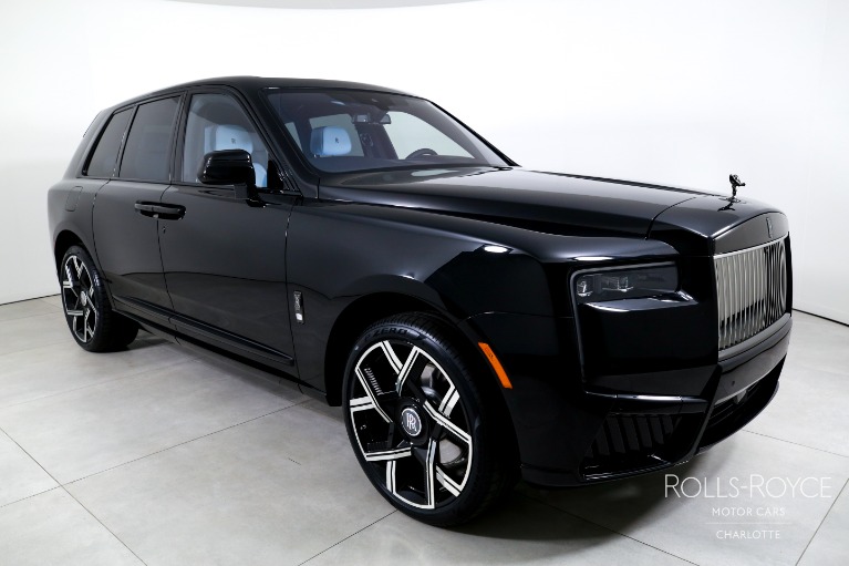 New-2027-Rolls-Royce-Black-Badge-Cullinan