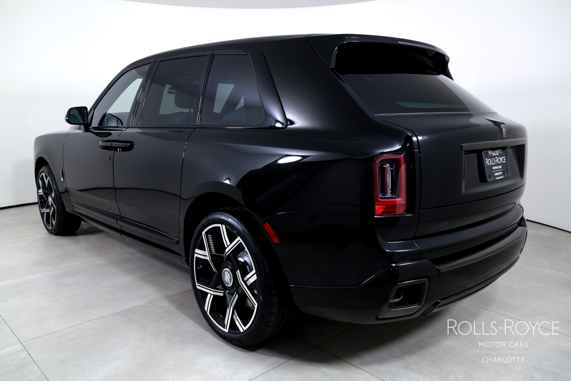 New 2027 Rolls-Royce Black Badge Cullinan  | Charlotte, NC