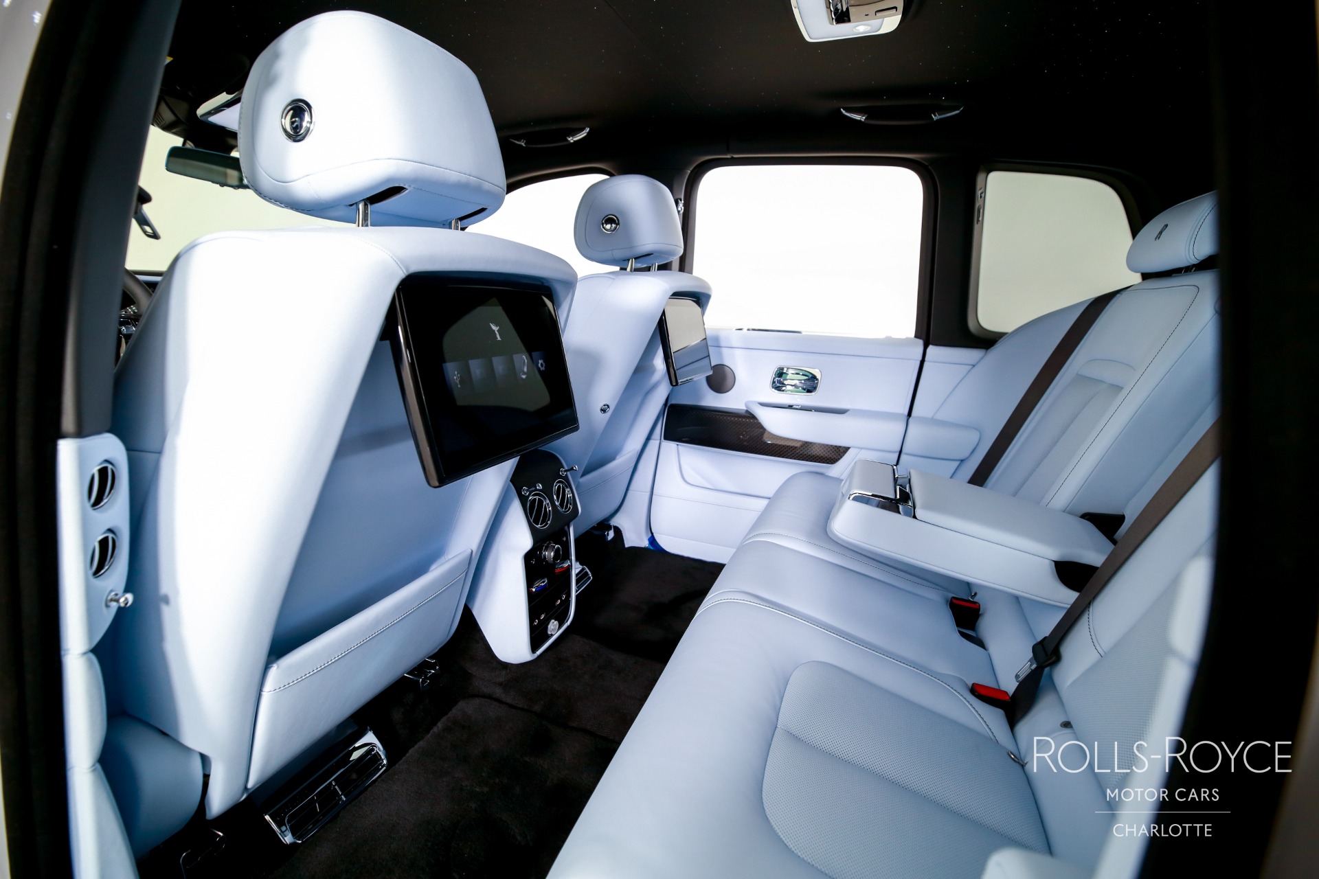 New 2027 Rolls-Royce Black Badge Cullinan  | Charlotte, NC