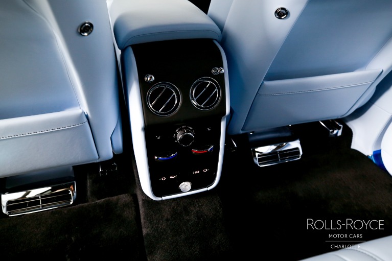 New-2027-Rolls-Royce-Black-Badge-Cullinan