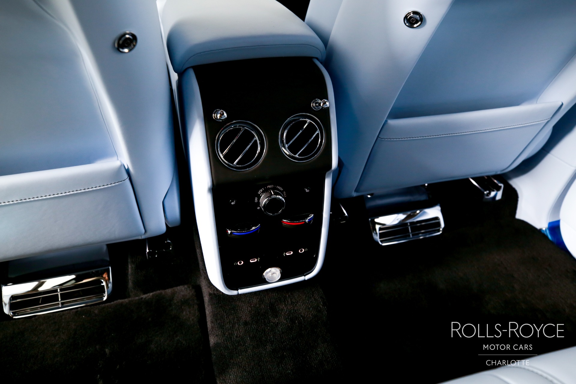New 2027 Rolls-Royce Black Badge Cullinan  | Charlotte, NC