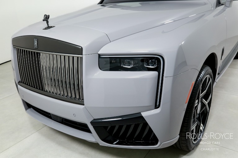 New-2027-Rolls-Royce-Black-Badge-Cullinan