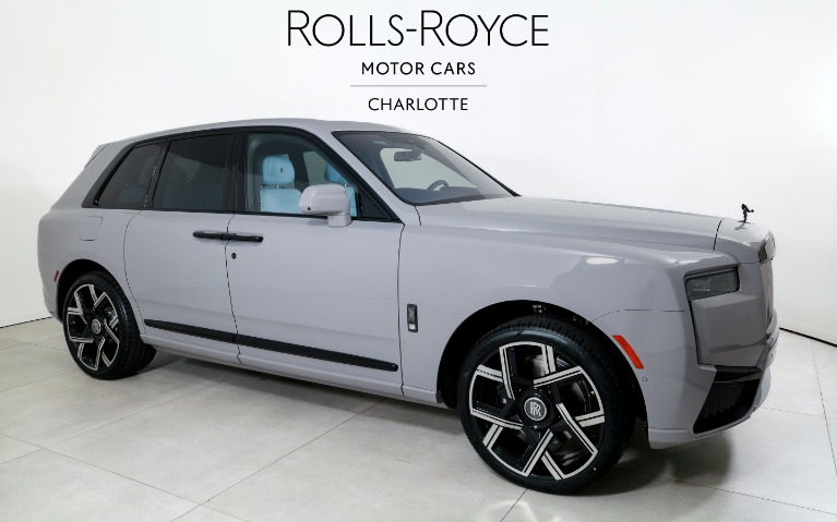 New-2027-Rolls-Royce-Black-Badge-Cullinan