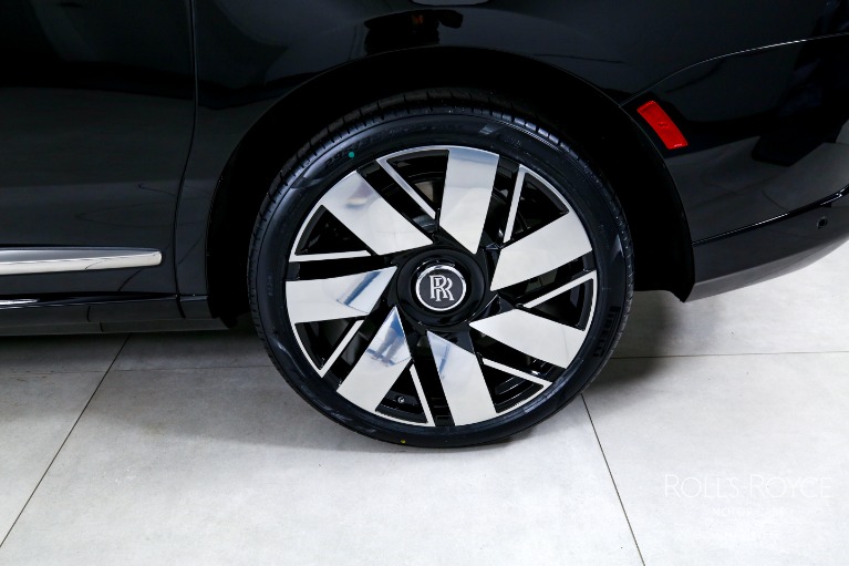 New-2027-Rolls-Royce-Cullinan