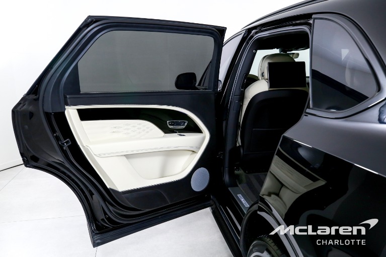 Used-2023-Bentley-Bentayga-EWB-Azure-V8