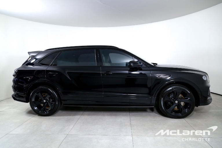 Used-2023-Bentley-Bentayga-EWB-Azure-V8