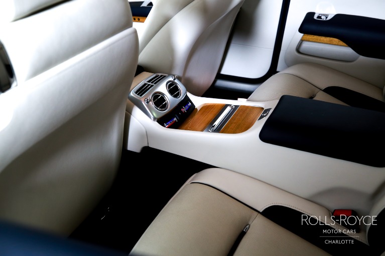 Used-2019-Rolls-Royce-Wraith