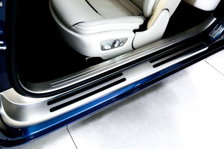Used-2019-Rolls-Royce-Wraith